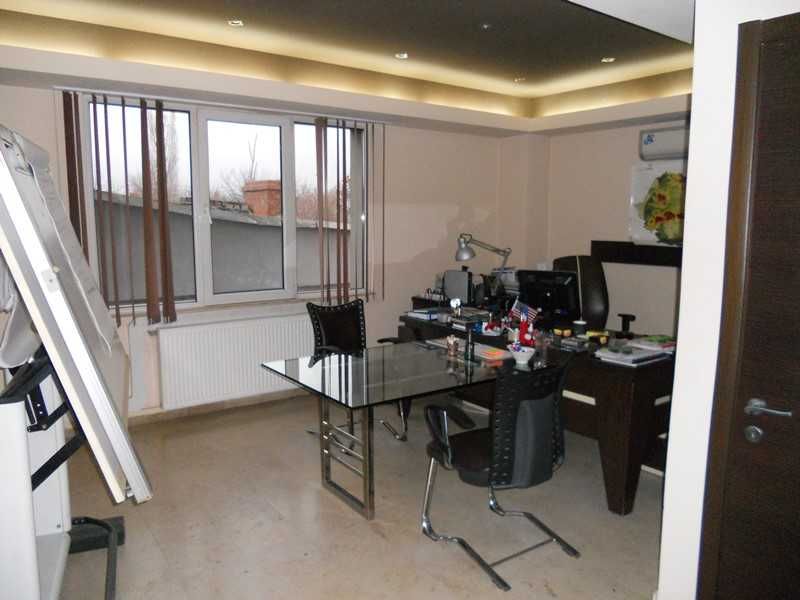 Spatiu birouri complet mobilat Ploiesti - vad comercial