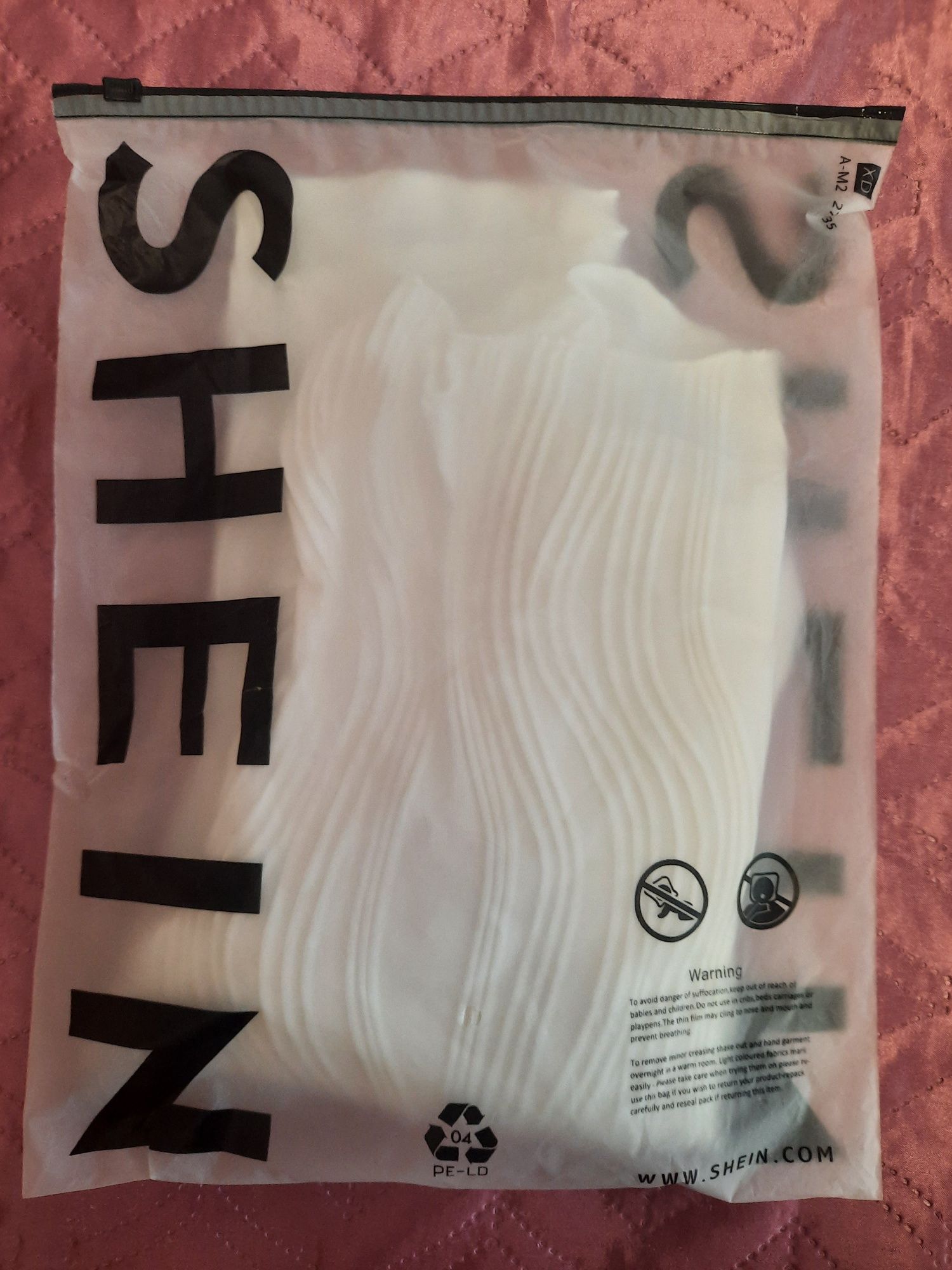 Блуза от shein чисто нова