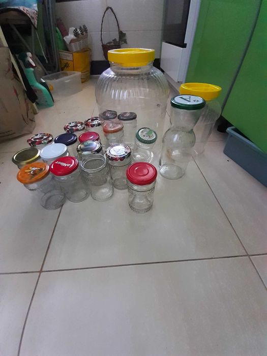 Borcane  de 400 ml si borcane din plastic de 8l si 3l
