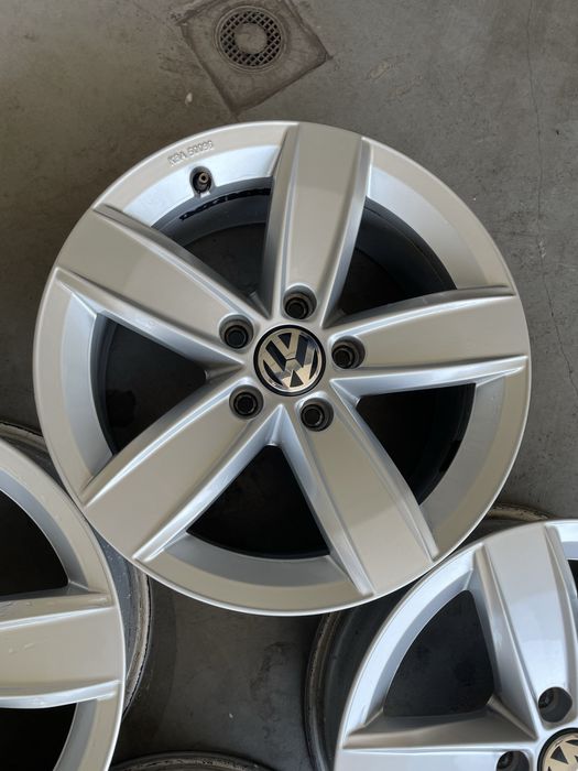 Jante VW Golf 5,6,7,8, Touran, Sharan, Caddy, Jetta, Skoda, Seat R16