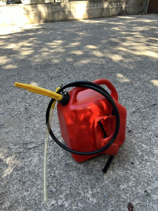 Мобилна бензиностанция 25 литра туба