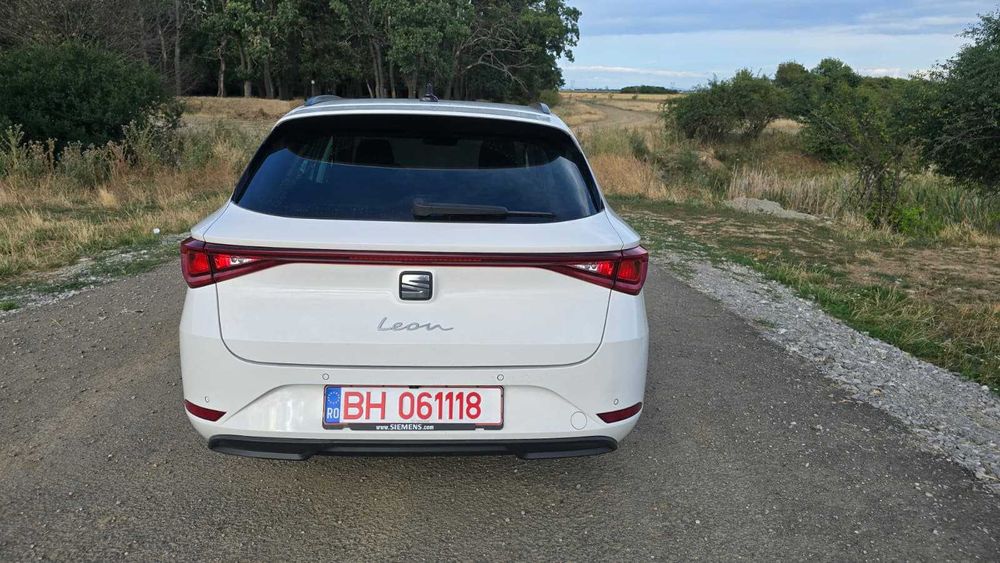 Seat Leon 2.0 TDI Automata, Panoramic, Clima 3 zone, Faruri Full Led
