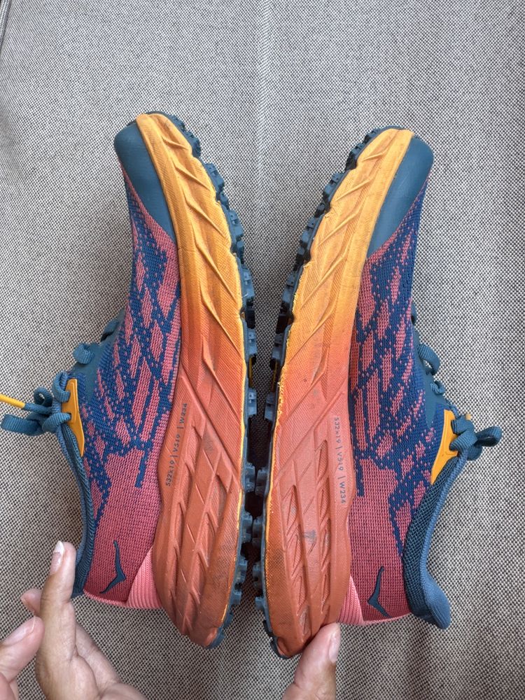 Hoka speedgoat 5 36-ти номер маратонки за планинско бягане