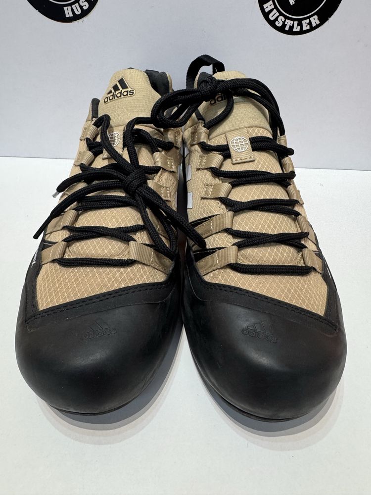 Маратонки ADIDAS TERREX .Номер 44