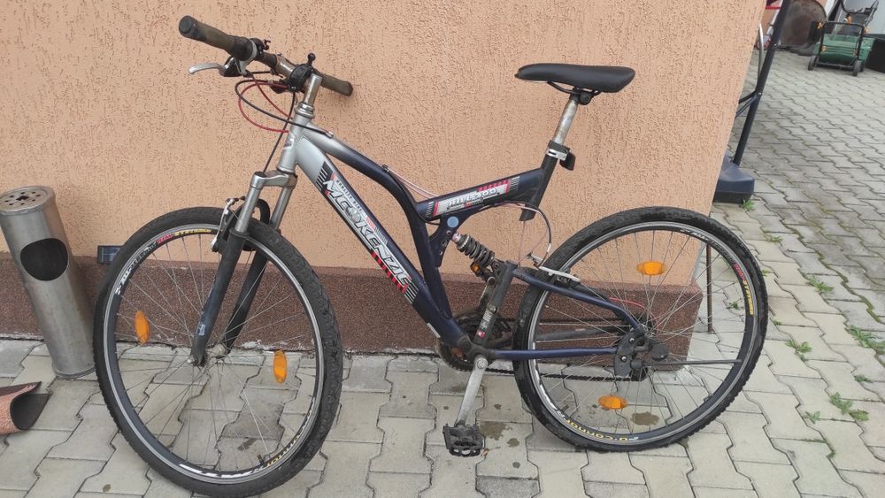Bicicleta Mckenzie hill 300