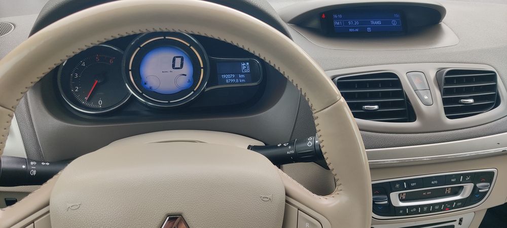 Renault fluence 2013 automată