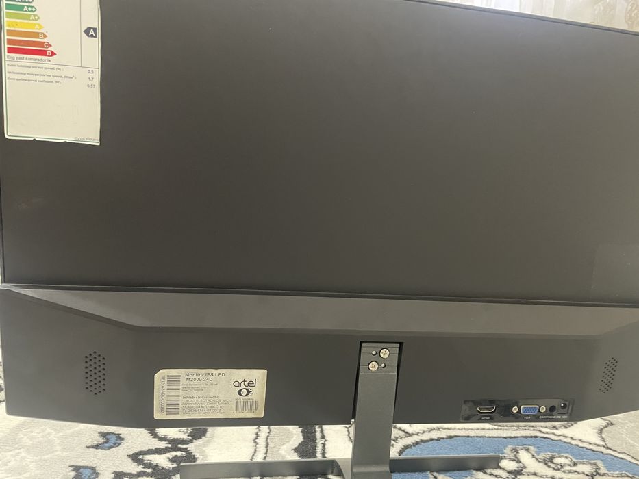 срочно продаю Artel монитор 24