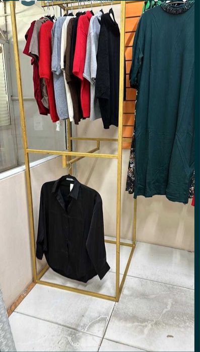 Вешало напольное торговое