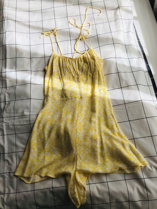 Zara, Bershka -рокли