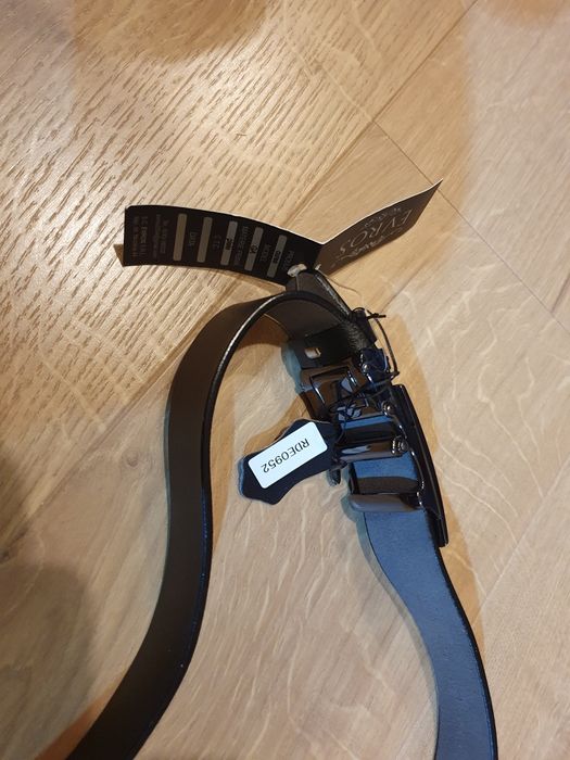 Vând curea de piele