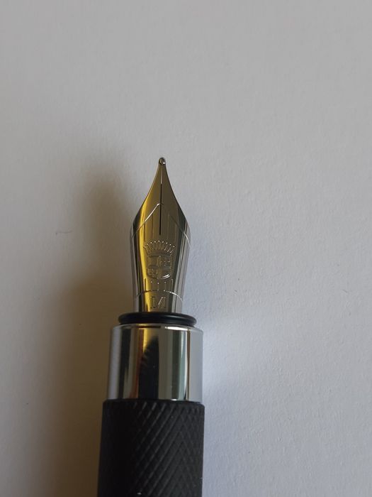 Stilou Graf von Faber-Castell Bentley Onyx M