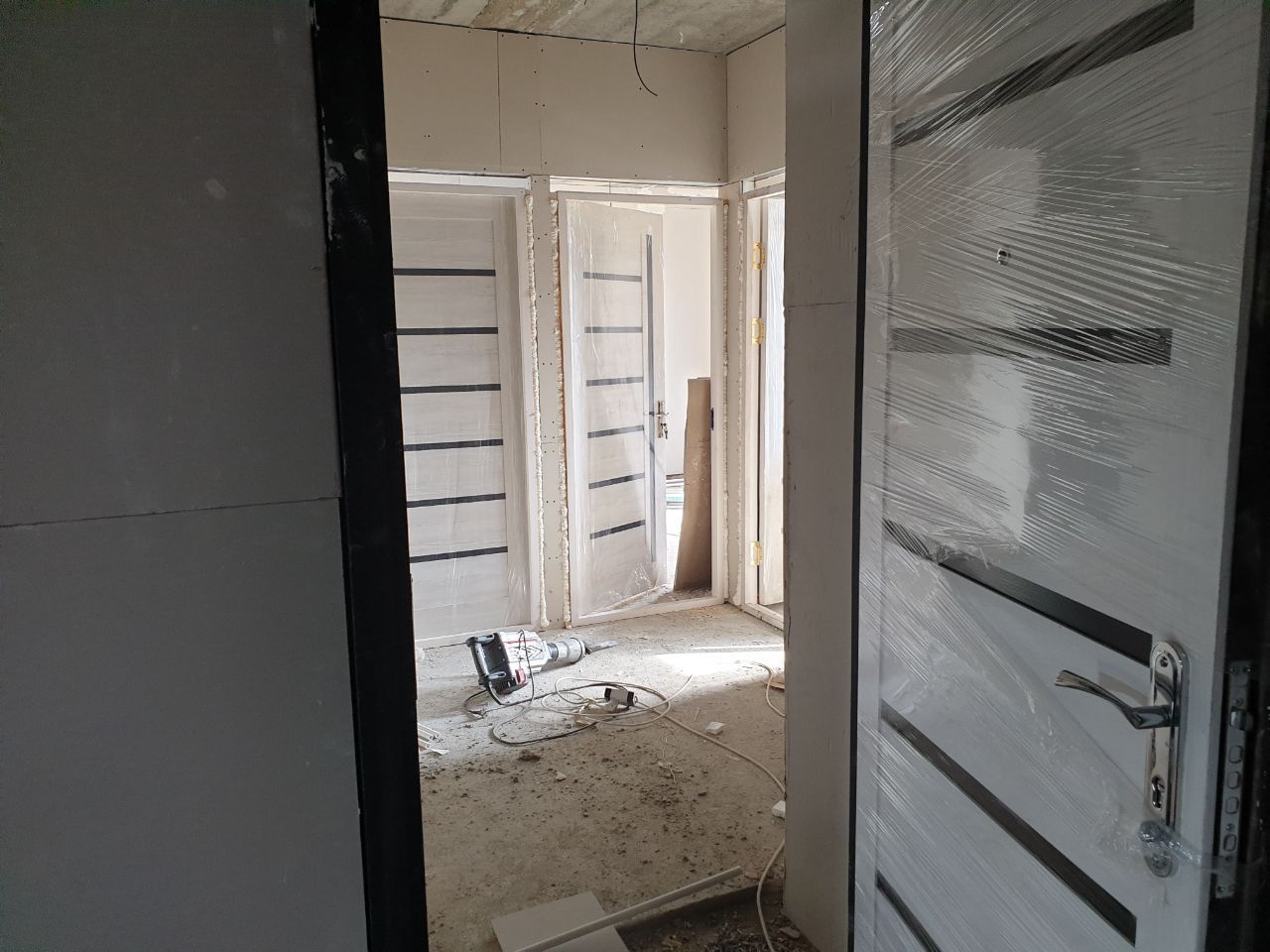 3 хоналик квартира умумимайдони 49 квадрат