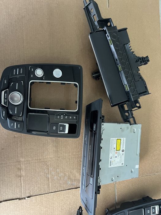 Navigatie Mare completa audi A6 C7 Volan dreapta