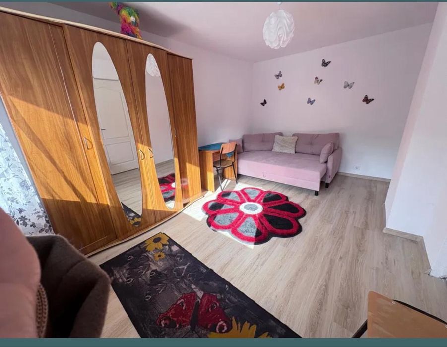 Garsoniera de vanzare