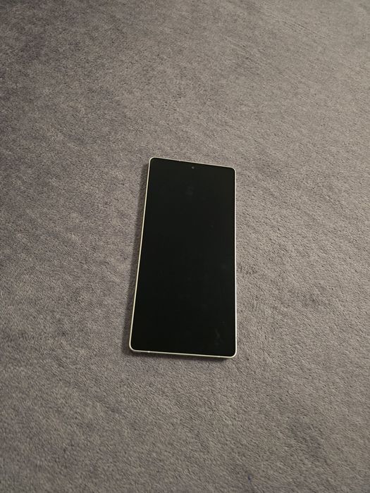 Vand/schimb Samsung S25 Ultra/512 gb Nou