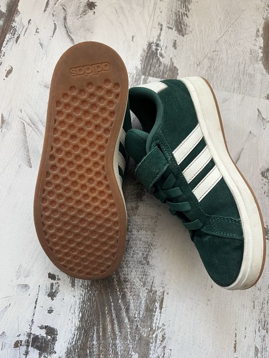 Детски велирени кецове Adidas