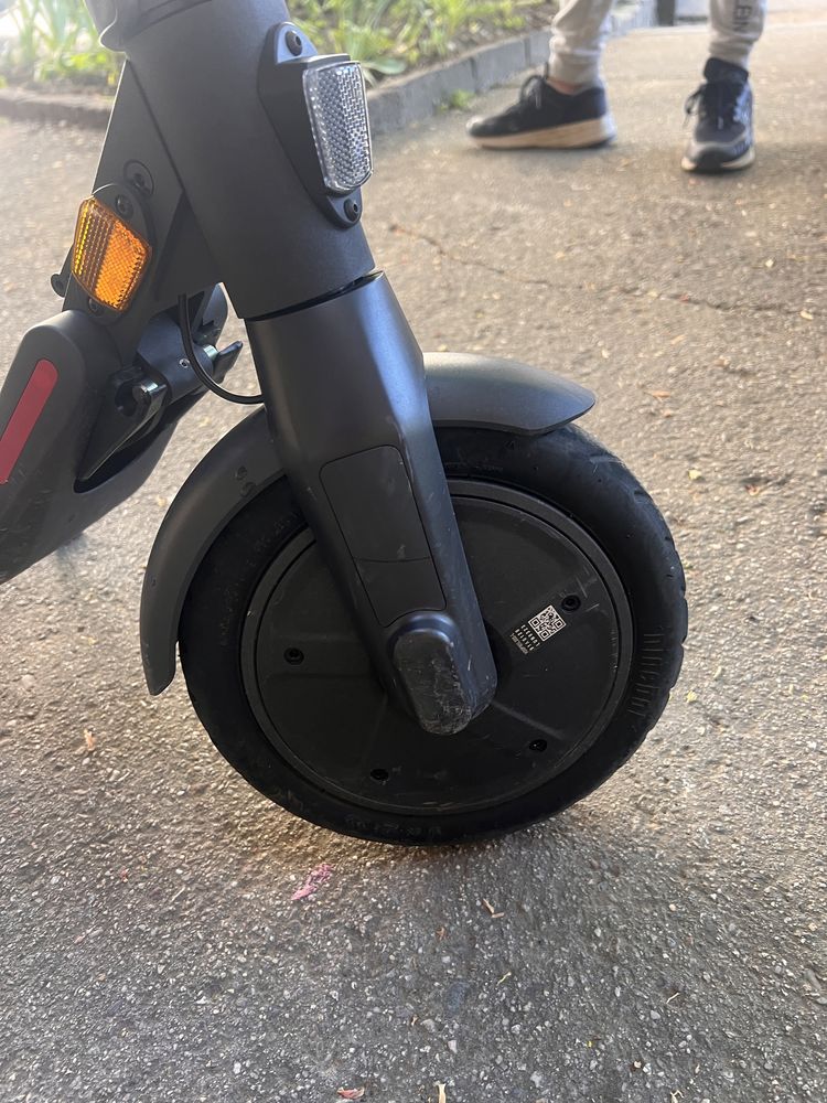 Електрическа тротинетка Segway Ninebot