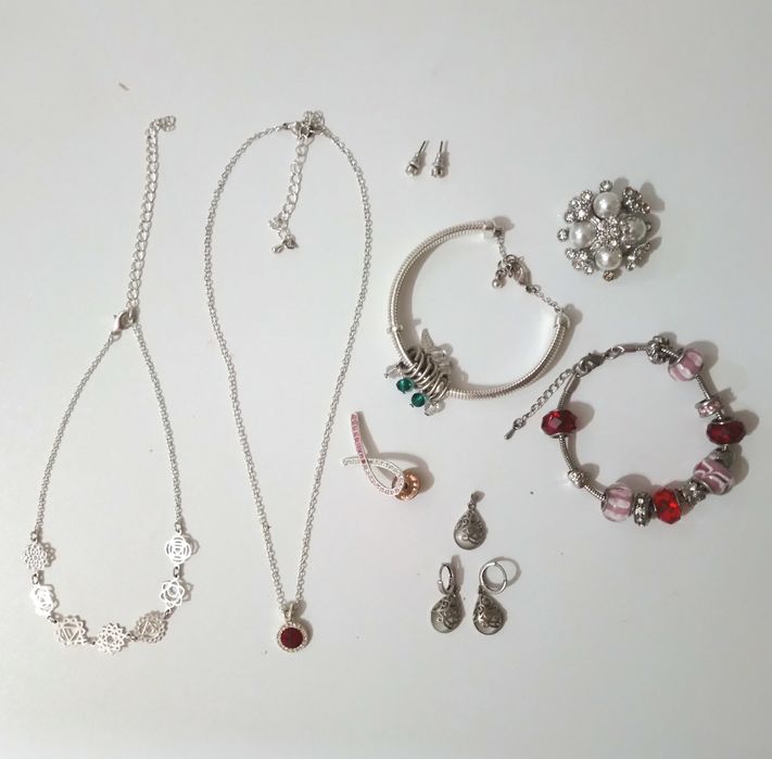 Продам бижутерию, есть новая, есть б/у