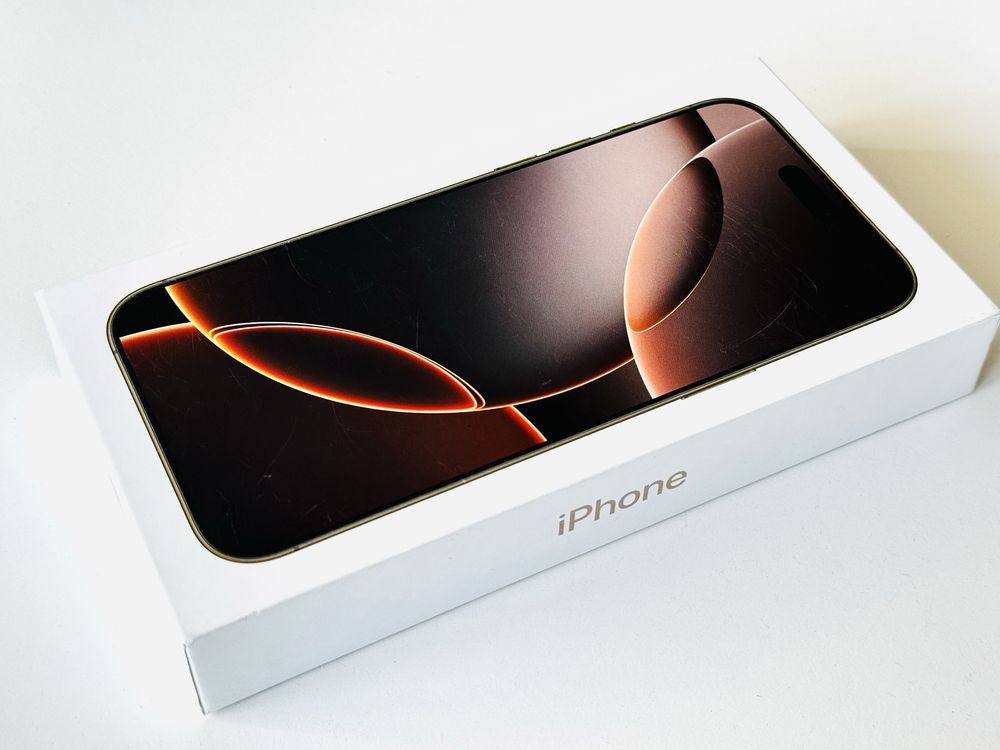 НОВ! Iphone 16 Pro Max 256GB Desert Titanium Гаранция 1 година
