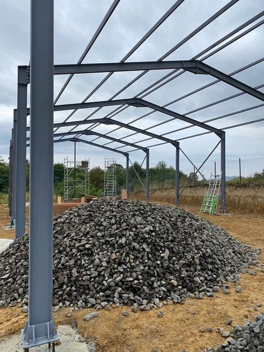 Vand hale structuri metalice