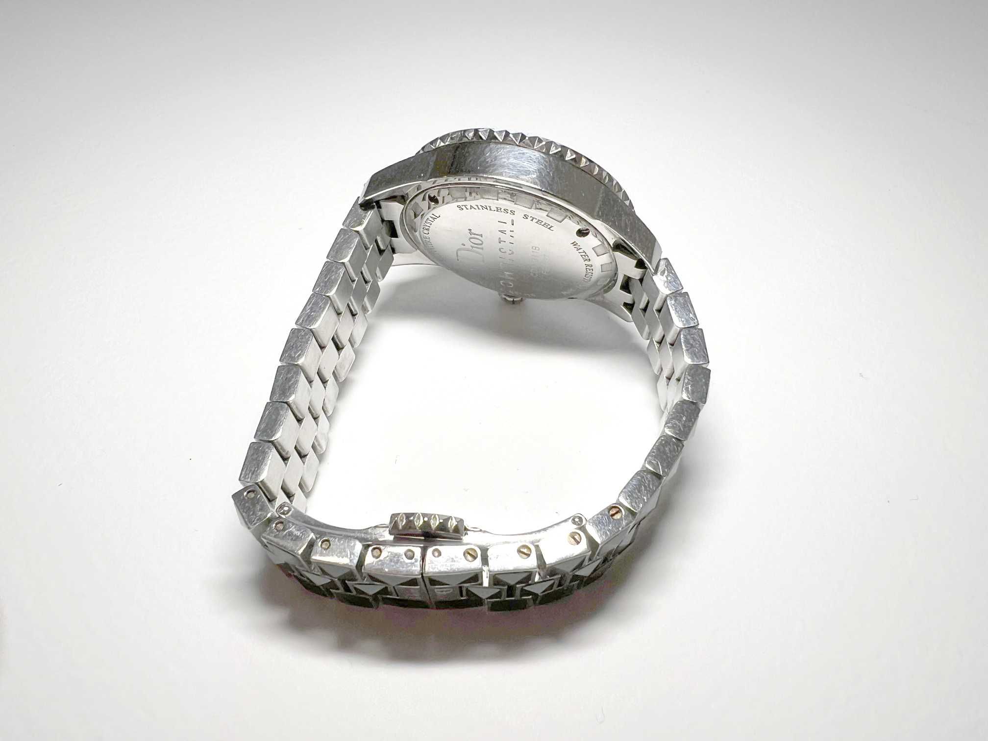 Часовник Dior Christal за жени - 113 диаманта - 0.66 карата