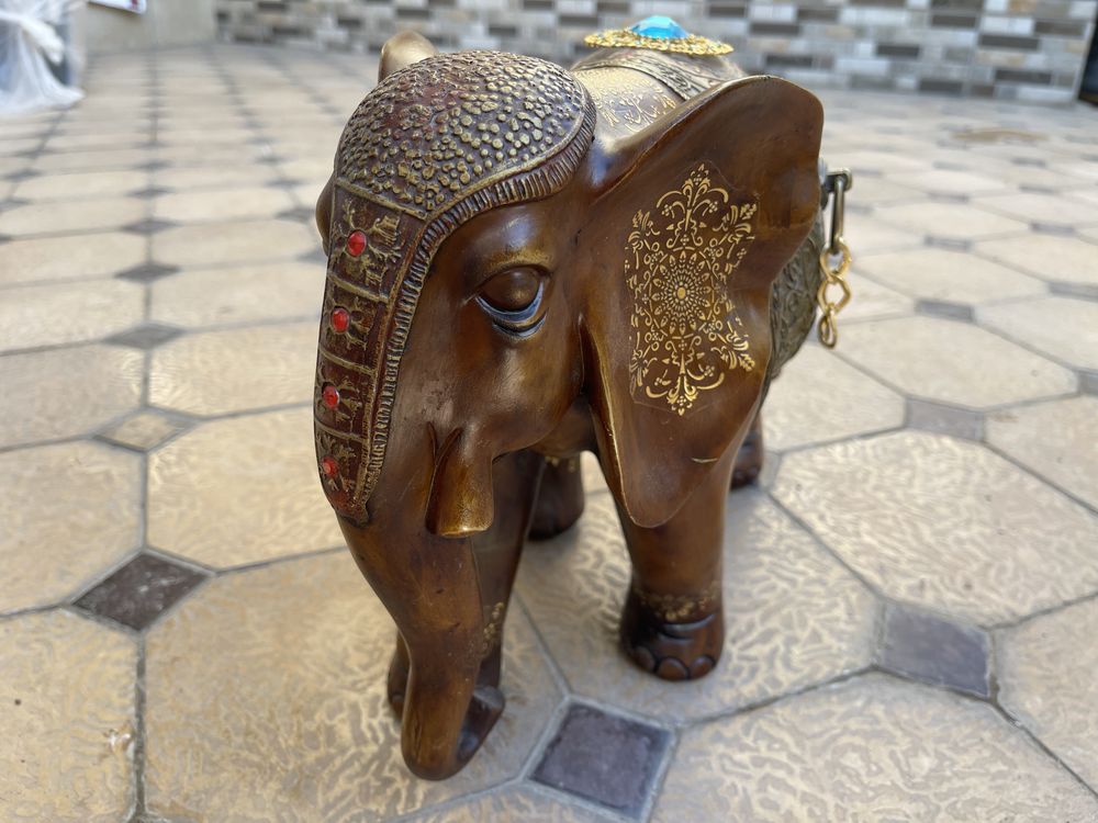 Сувенир в виде слона с Тайланда