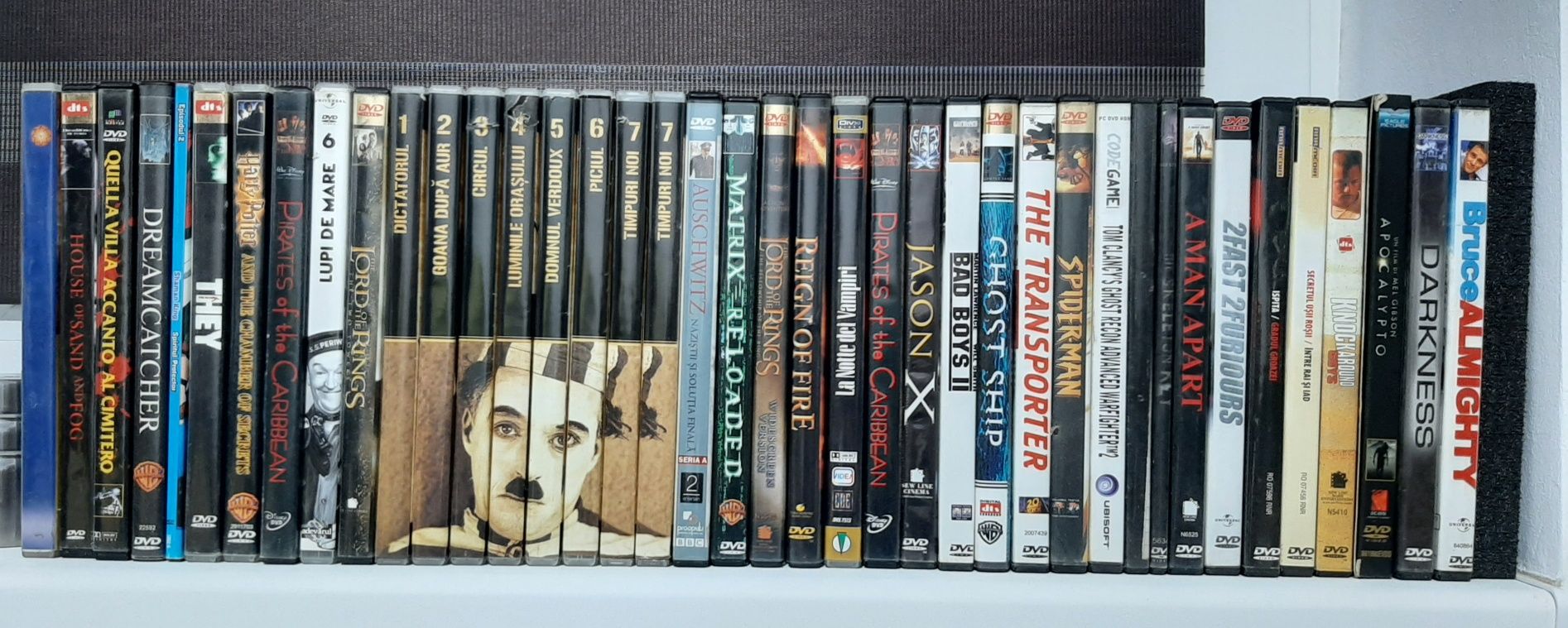 Vand DVD cu filme