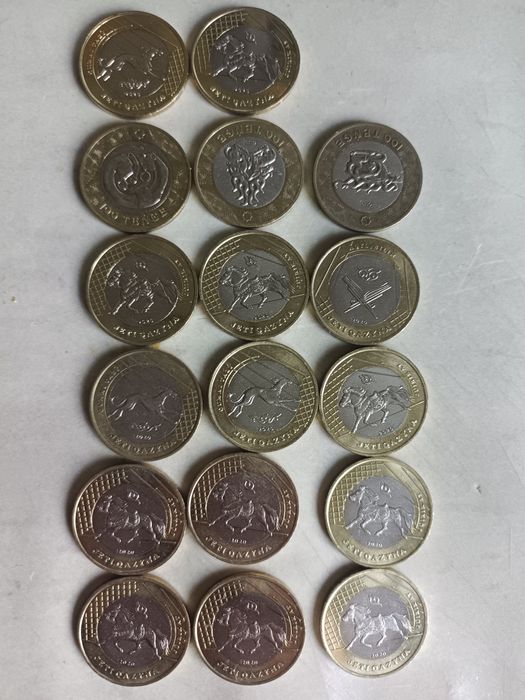 Продам монеты разные
