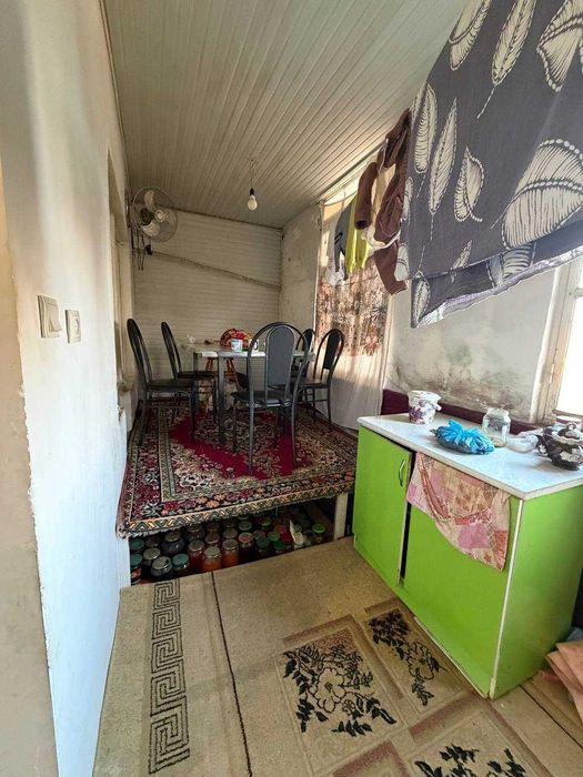 Продаётся 2х комн квартира на 5 этаже Ор-р 7 гузал Динамо