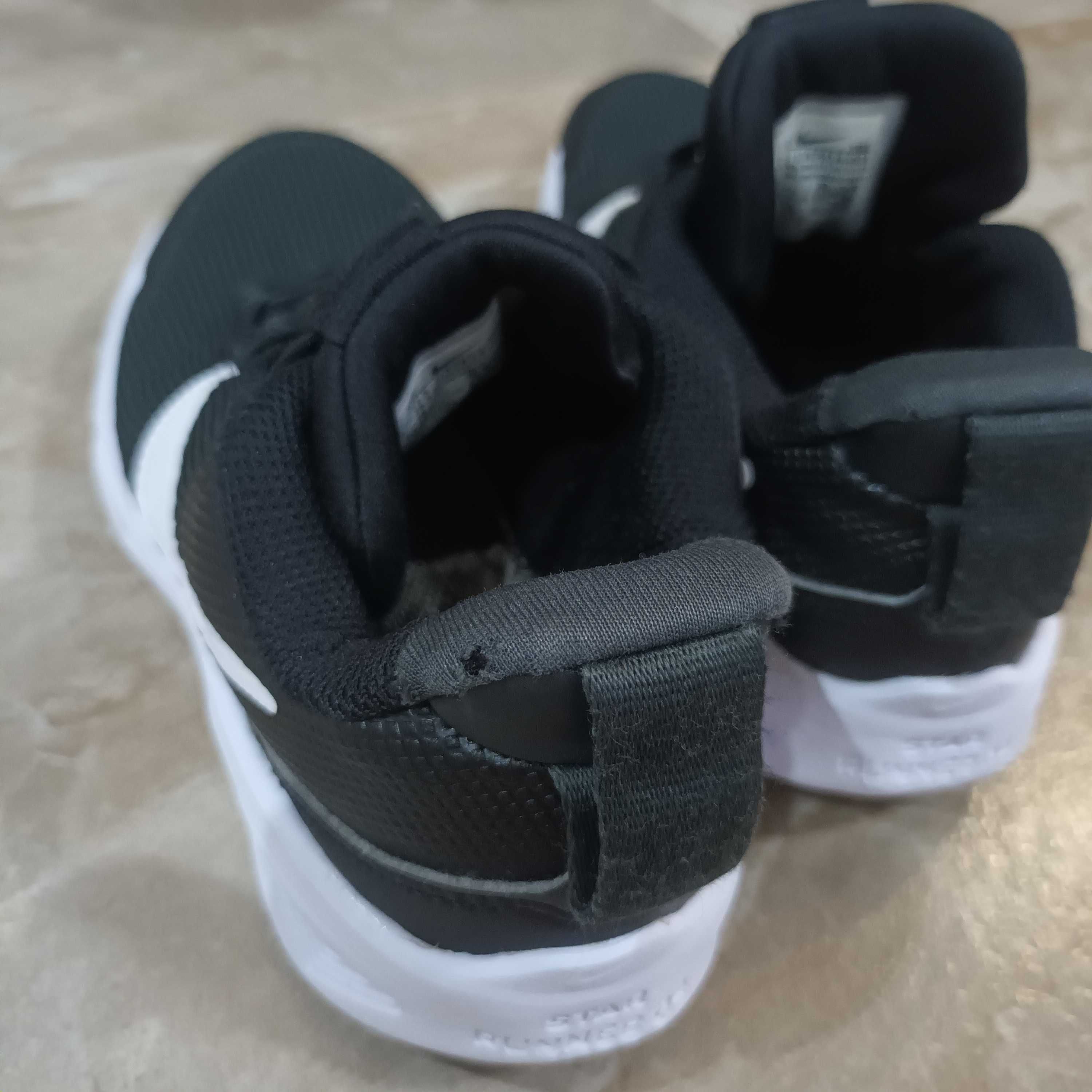 Детски маратонки NIKE номер 29.5