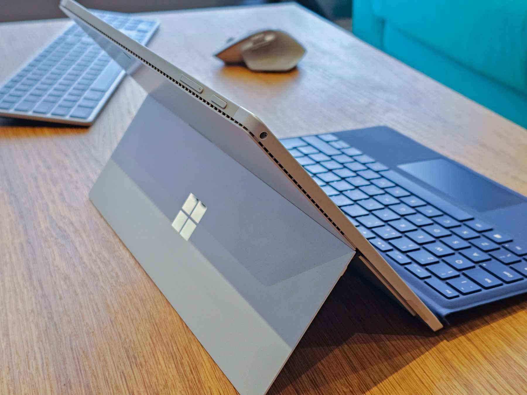 Microsoft Surface Pro 4
