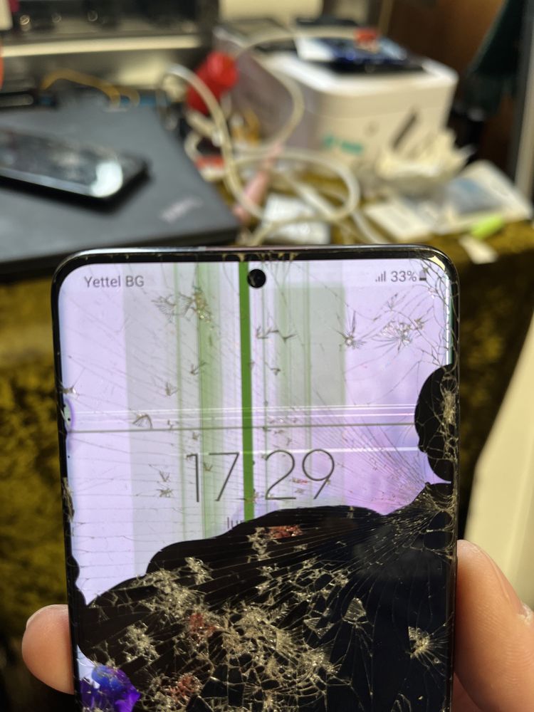 Samsung Galaxy S20 plus на части