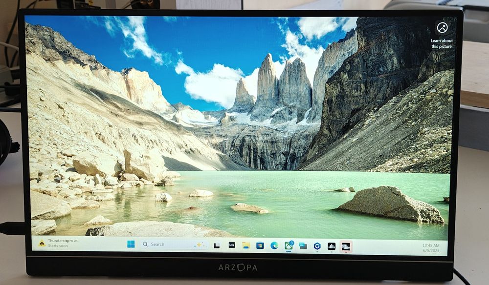 Monitor portabil Gaming LED Arzopa 16.1", Full HD 144Hz