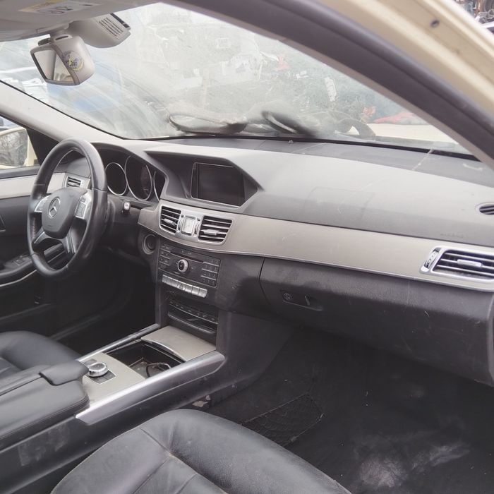Plansa de bord / Kit plansa cu airbag centuri Mercedes E-Class w212 FL