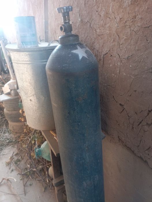 Углекисло газ баллон сотилади срочно