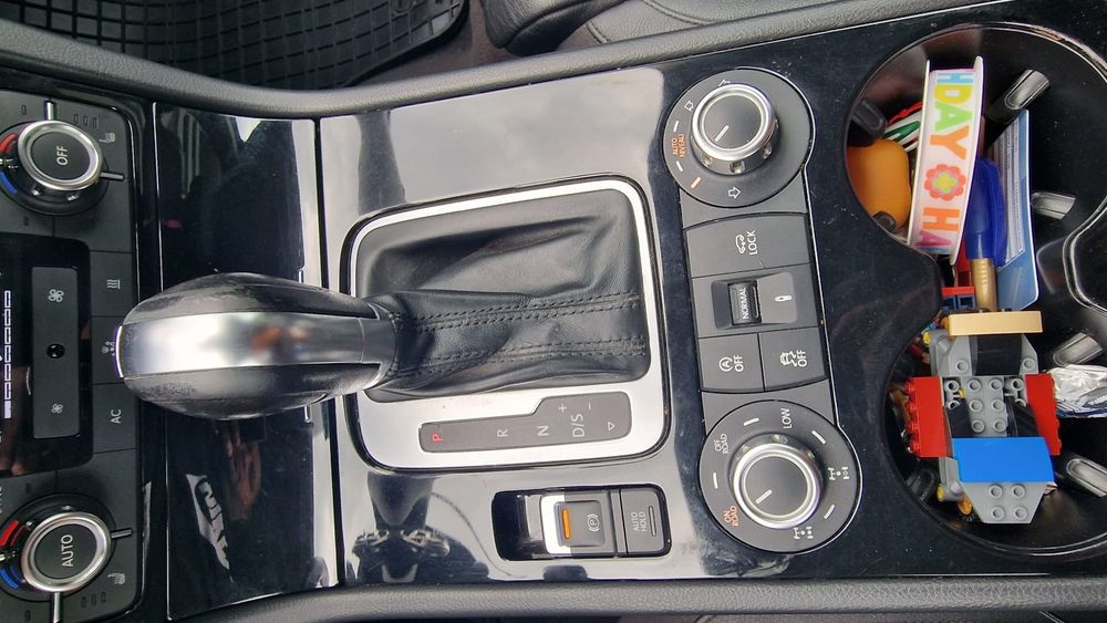 Vw Touareg 2013 FULL - Terrain Tech + ACC + Webasto
-