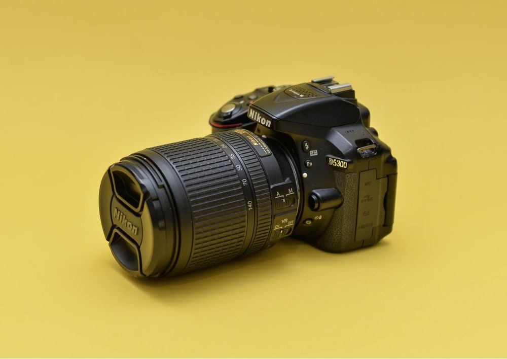 Nikon d5300+Nikkor VR 18-140mm полный комплект