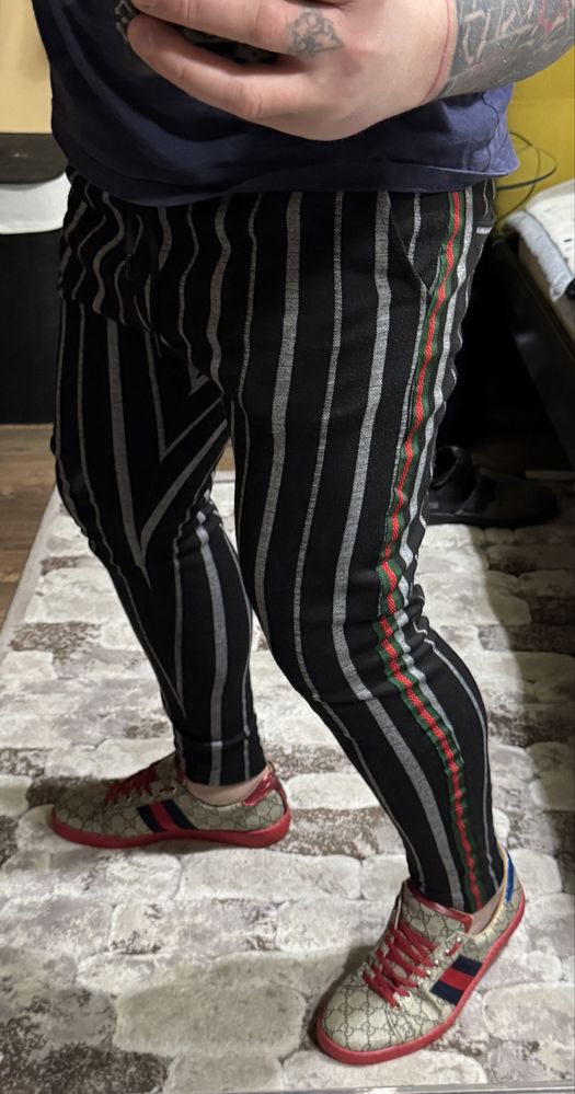 Pantaloni De Trening Negri - Maro Conici