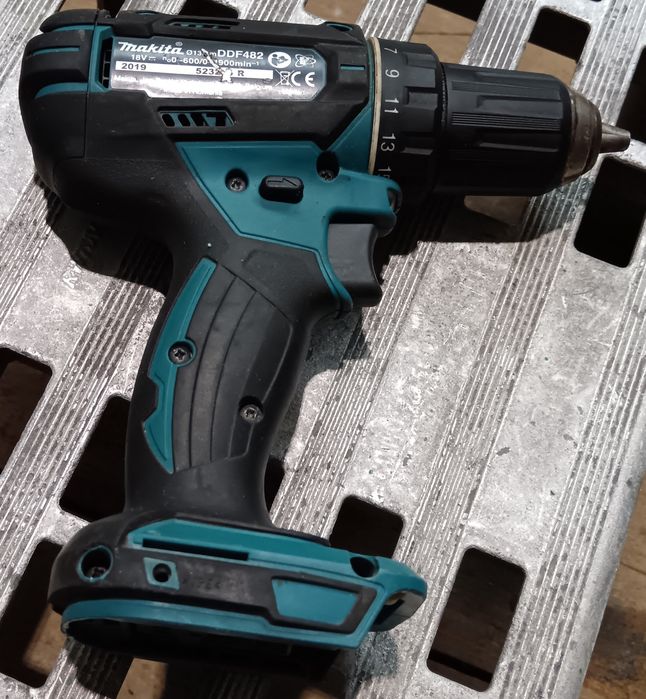 Corp filetantă MAKITA DDF482