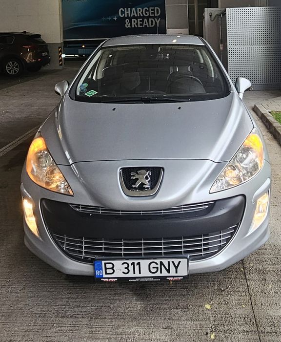 Vând Peugeot 308 anul 2009  1.6v benzina+Gpl