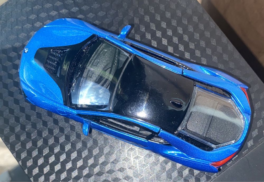 BMW i8 Coupe macheta metalică