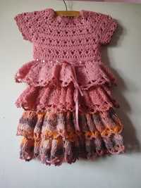 Rochițe tricotate manual