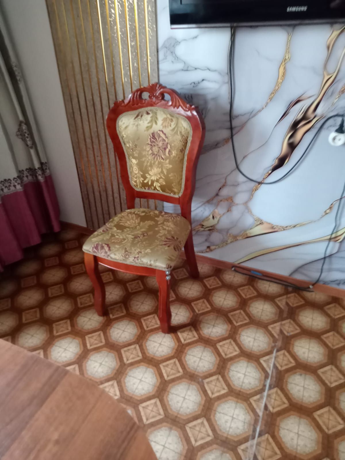 Мебель стол и стул