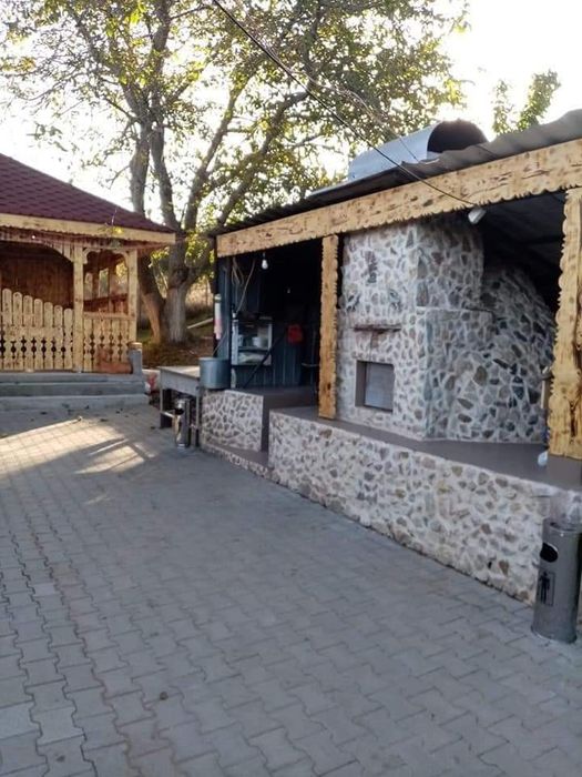 Închiriez Cabana
