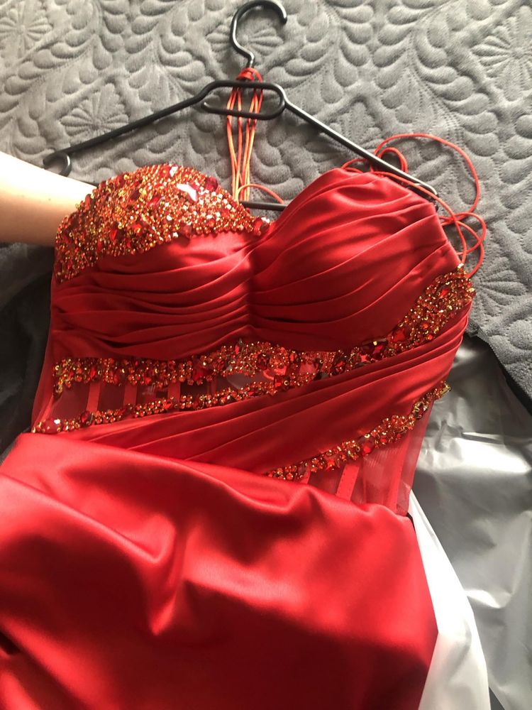 Rochie de seara purtata o singura data