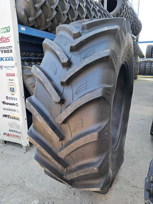 Cauciucuri noi 710/70R38 marca GRI anvelope radiale tractor JOHN DEERE