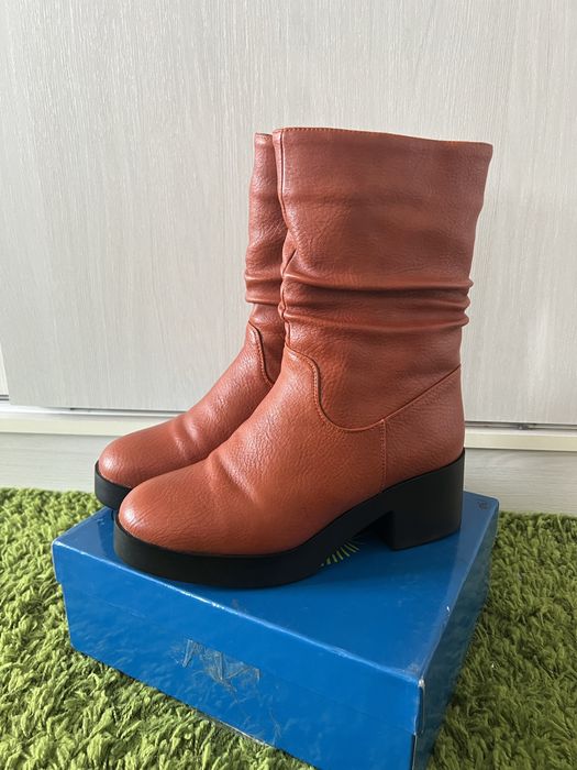 Зимние сапожки 5000тг