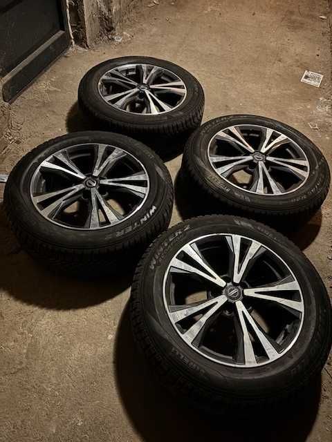 Продавам 4бр. оригинални джанти, комплект със зимни и летни гуми