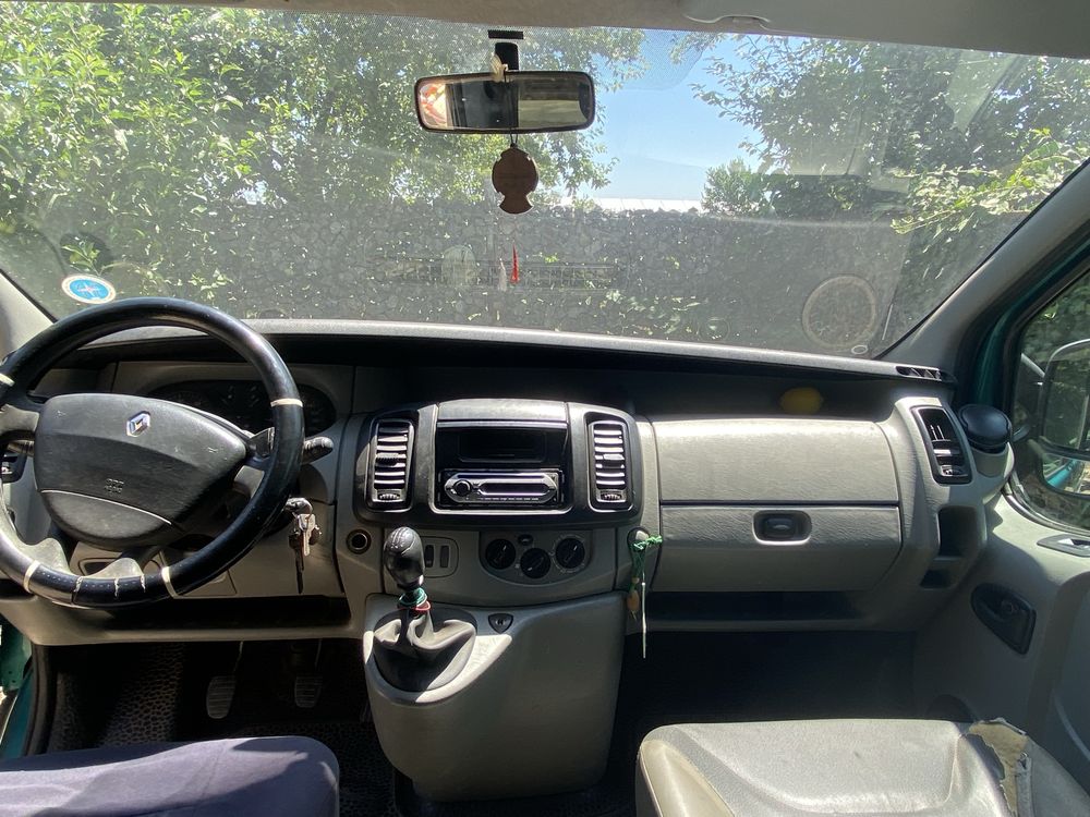 Ranault trafic 3200€ negociabil