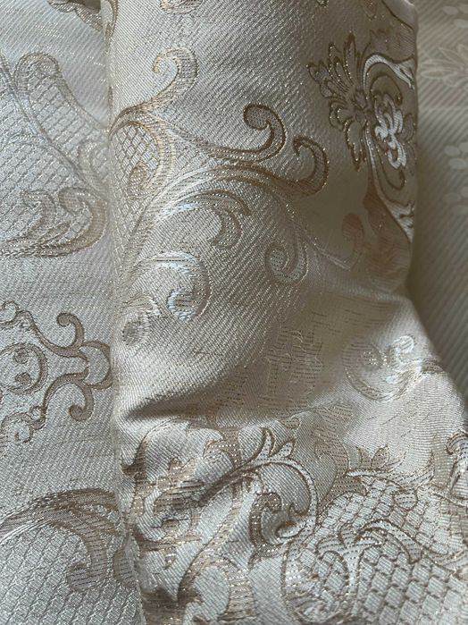 Шторы бежево-золотистые